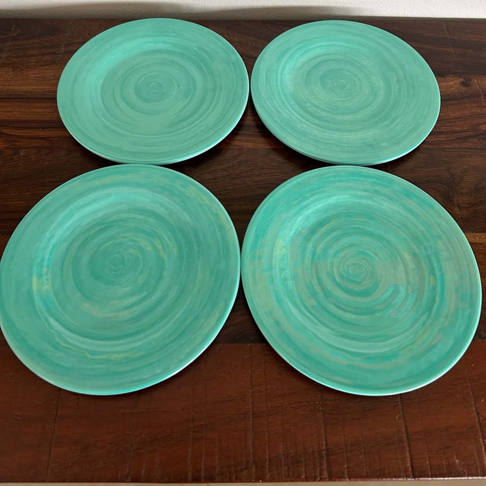Set of 4 Tommy Bahama appetizer sized melamine plates
